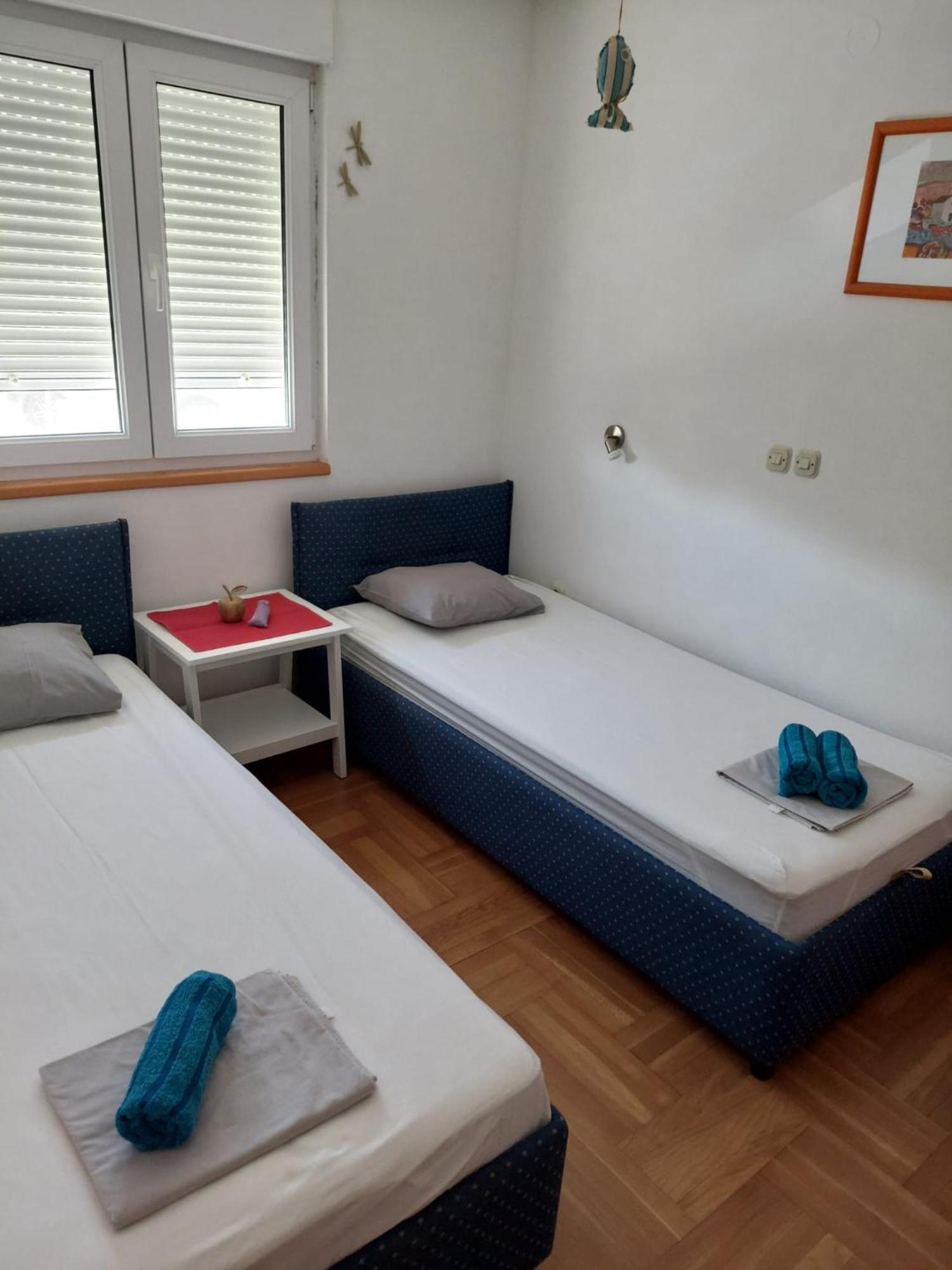 Dedic Apartment Петркане Екстериор снимка